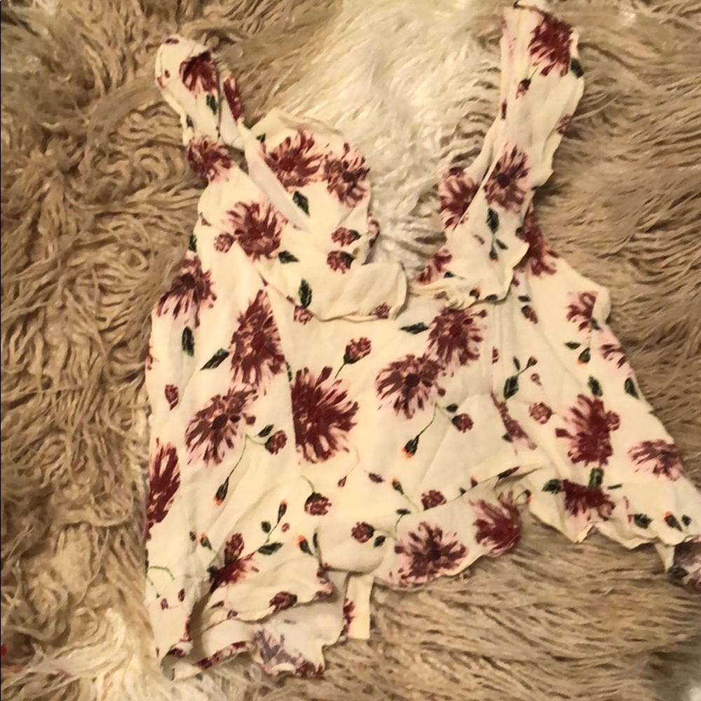 ASTR The Label Floral Ruffle Button Down Top - Picture 4 of 5